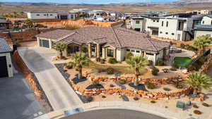 Bird's eye view with a mountain view