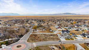 Drone / aerial view featuring a mountain view