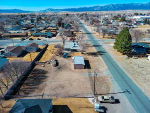 Aerial view with a mountain view