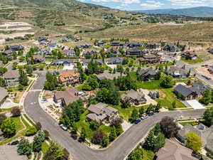 Bird's eye view with a mountain view