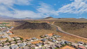 Bird's eye view featuring a mountain view