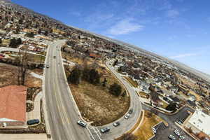 Aerial view with a mountain view