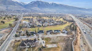 Drone / aerial view featuring a mountain view