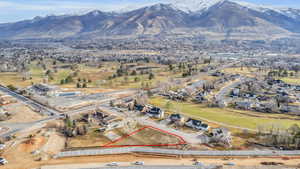 Bird's eye view with a mountain view