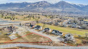 Bird's eye view featuring a mountain view