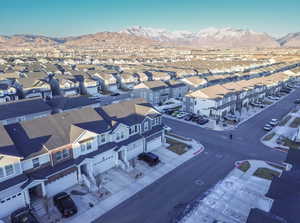 Drone / aerial view featuring a mountain view