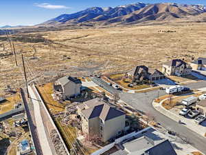 Bird's eye view featuring a mountain view