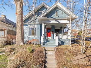 View of front of house featuring a porch