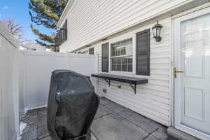 View of patio / terrace with area for grilling