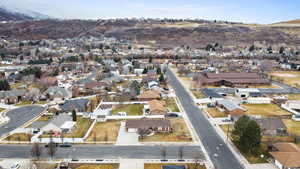 Aerial view with a mountain view