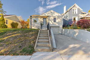 View of front of home featuring a garage