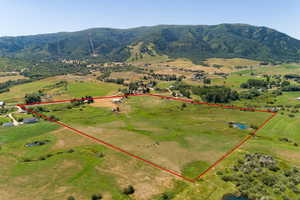 Bird's eye view featuring a mountain view and a rural view