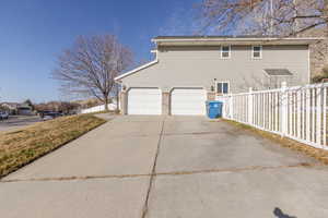 View of home's exterior