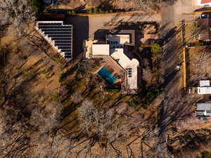 Birds eye view of property