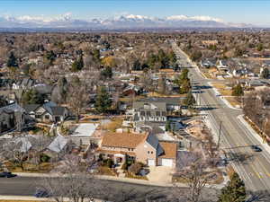 Drone / aerial view featuring a mountain view