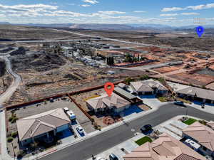 Bird's eye view featuring a mountain view