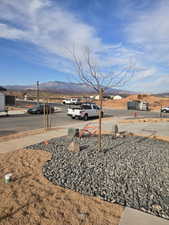 View of yard with a mountain view