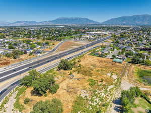 Bird's eye view featuring a mountain view