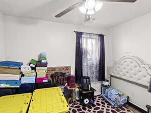 Bedroom with ceiling fan