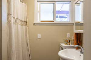 Bathroom with sink