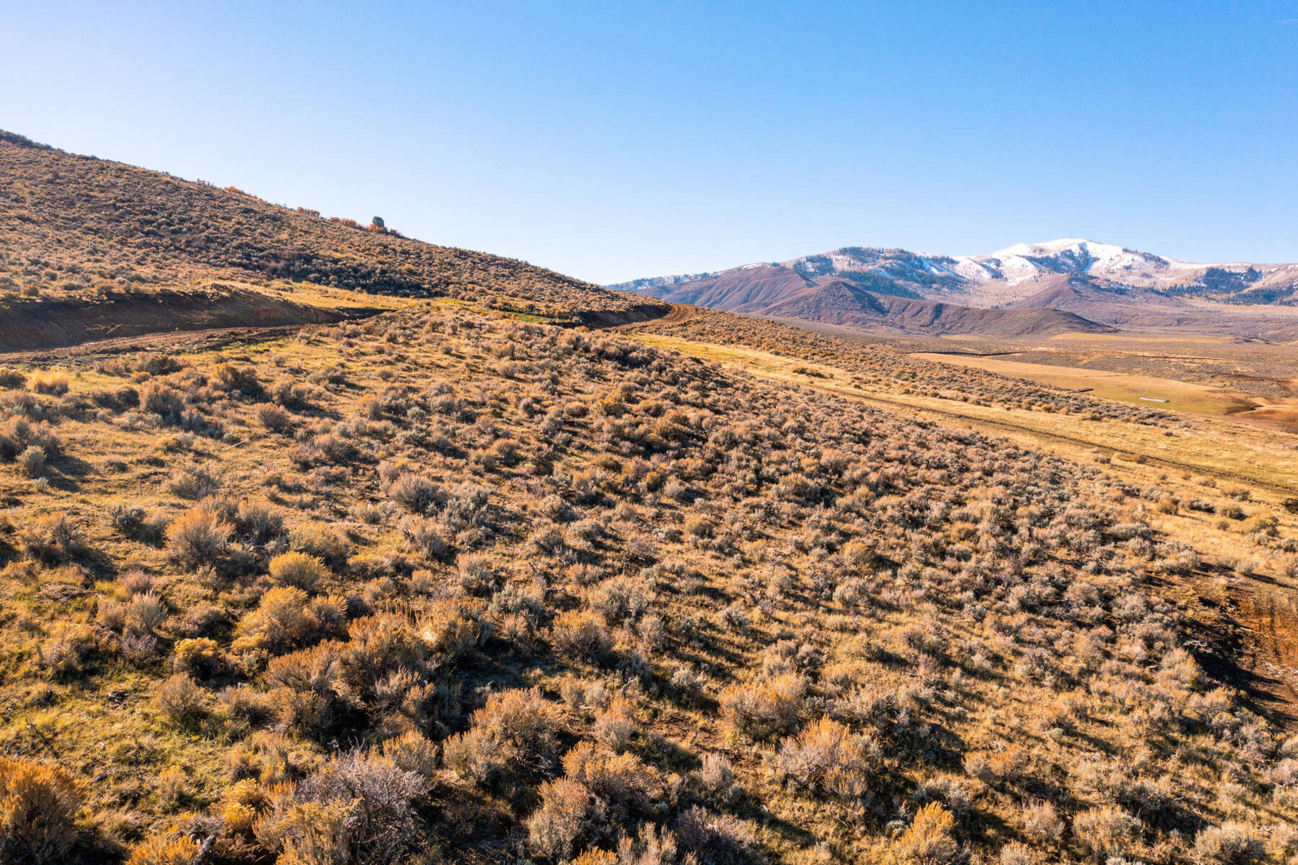 View of mountain feature