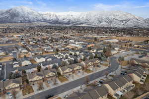 Bird's eye view featuring a mountain view