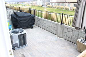 Back patio with pavers