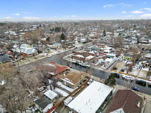 Birds eye view of property