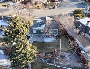 Birds eye view of property