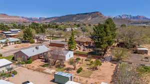 Bird's eye view featuring a mountain view