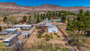 Bird's eye view with a mountain view