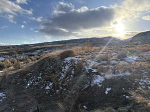 View of mountain feature