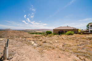 View of yard featuring a mountain view