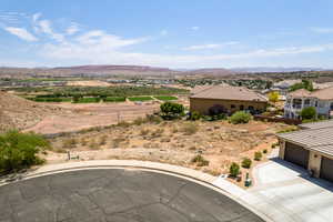 Bird's eye view featuring a mountain view