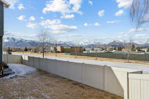 View of yard featuring a mountain view