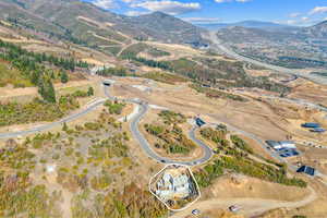 Drone / aerial view featuring a mountain view