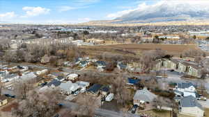 Bird's eye view featuring a mountain view