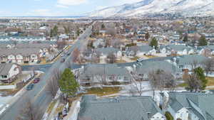 Snowy aerial view with a mountain view