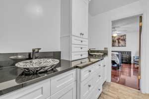 Remodeled primary bathroom, double sinks and quartz counters.