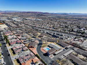 Bird's eye view featuring a mountain view