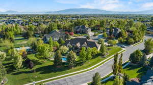 Bird's eye view with a mountain view