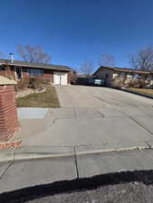 View of front facade with a garage