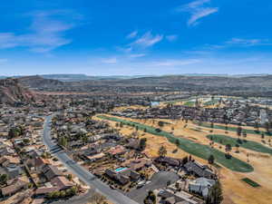 Drone / aerial view featuring a mountain view