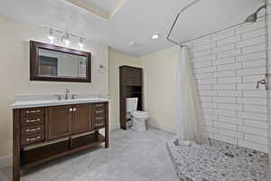 Gorgeous bathroom. Beautifully tiled shower.