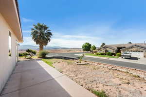 View of yard featuring a mountain view