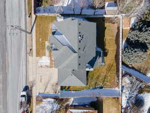 Birds eye view of property