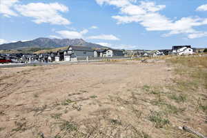 View of yard featuring a mountain view and a residential view