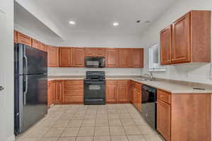 Photo 2 of 7717 S YELLOWWOOD LN