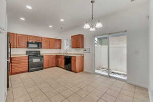 Photo 4 of 7717 S YELLOWWOOD LN