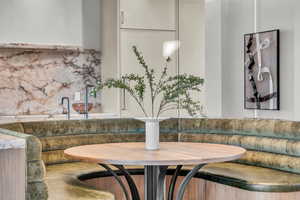 Detailed view of backsplash